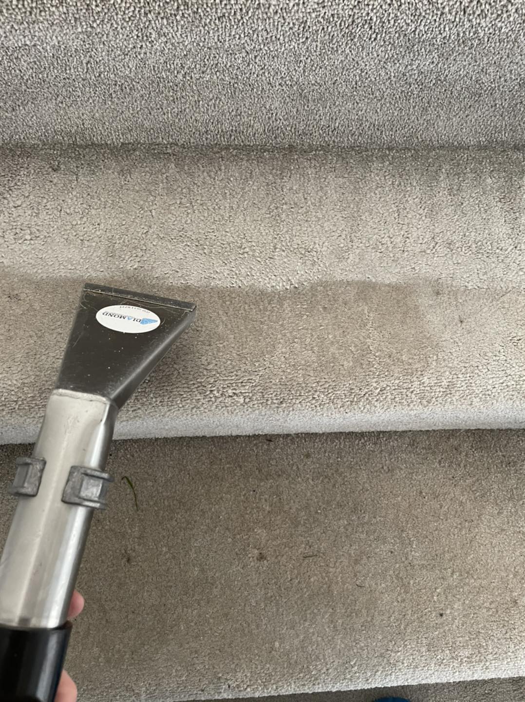 handtool on stairs carpets