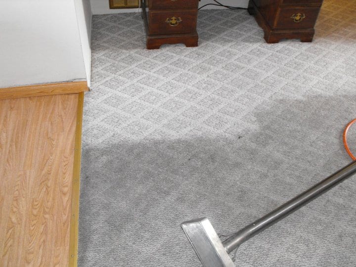 https://diamondcarpetcleaning.co.uk/wp-content/uploads/2023/04/loughton-carpetcleaning.jpg